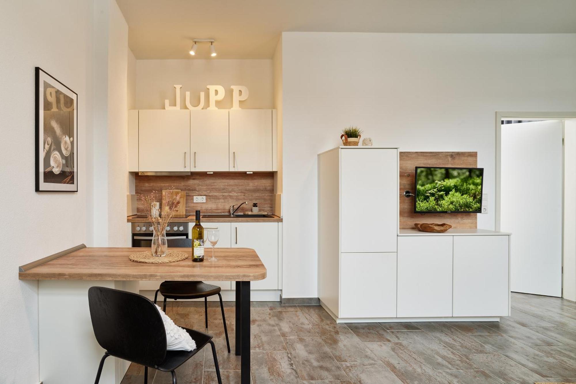 Kleine Moselruhe - Gemuetliche Ferienwohnung Bis 3 Personen - Zentral In Traben-Trarbach Extérieur photo