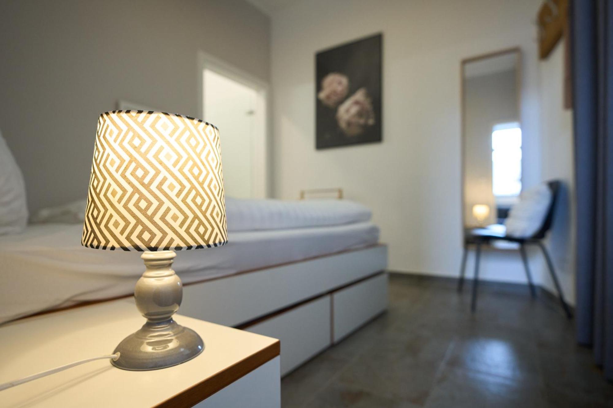 Kleine Moselruhe - Gemuetliche Ferienwohnung Bis 3 Personen - Zentral In Traben-Trarbach Extérieur photo