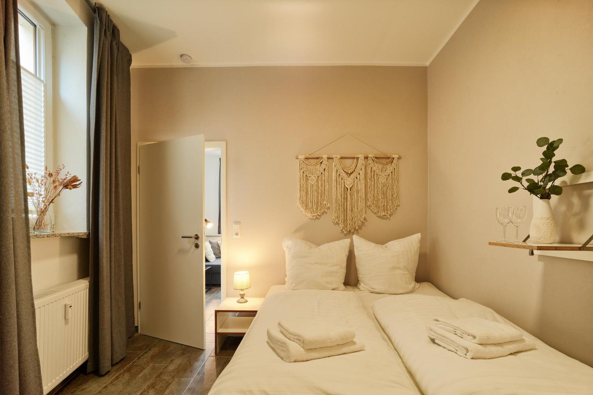 Kleine Moselruhe - Gemuetliche Ferienwohnung Bis 3 Personen - Zentral In Traben-Trarbach Extérieur photo